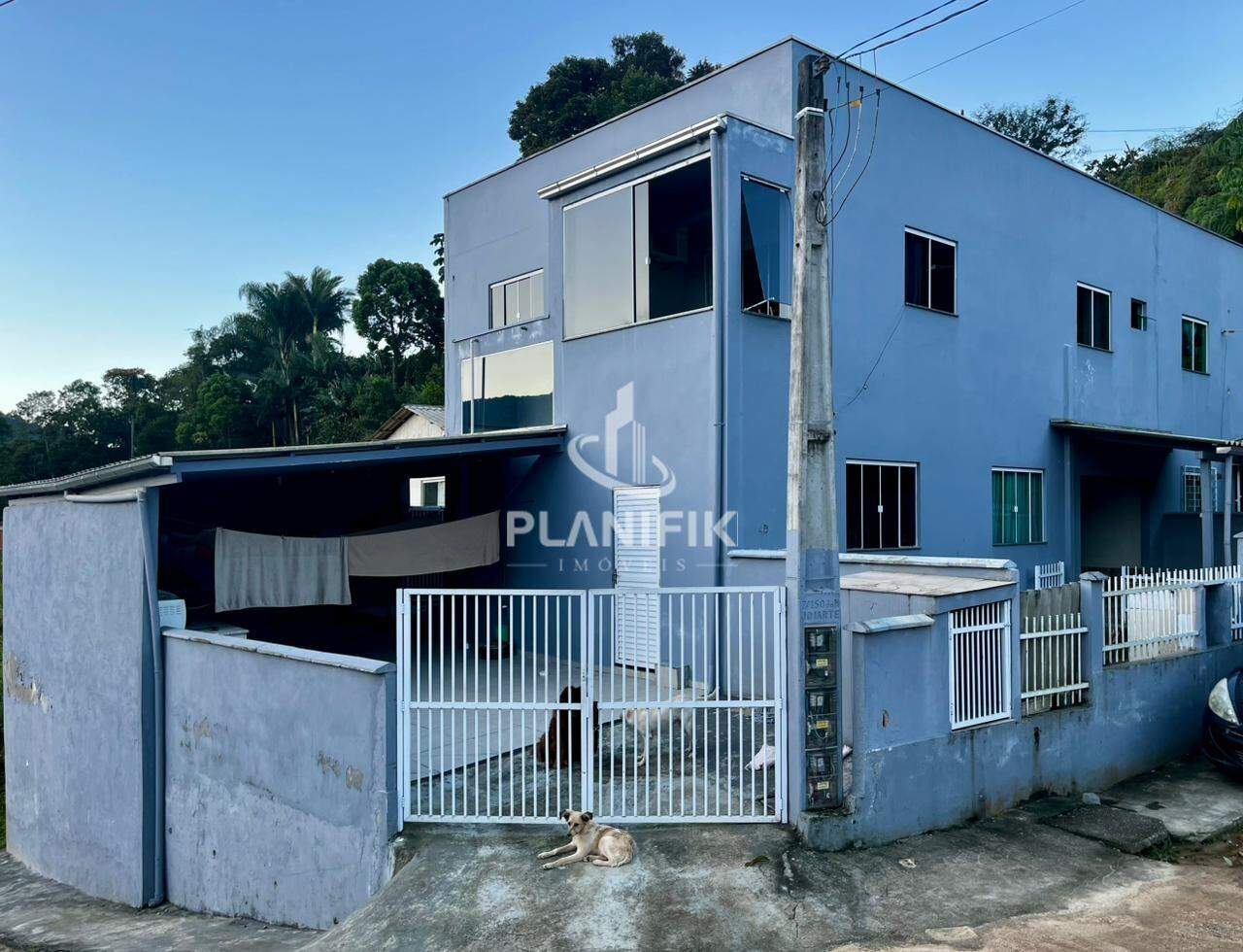 Sobrado de 5 quartos, 300m² no bairro Bateas, em Brusque | Eu Corretor