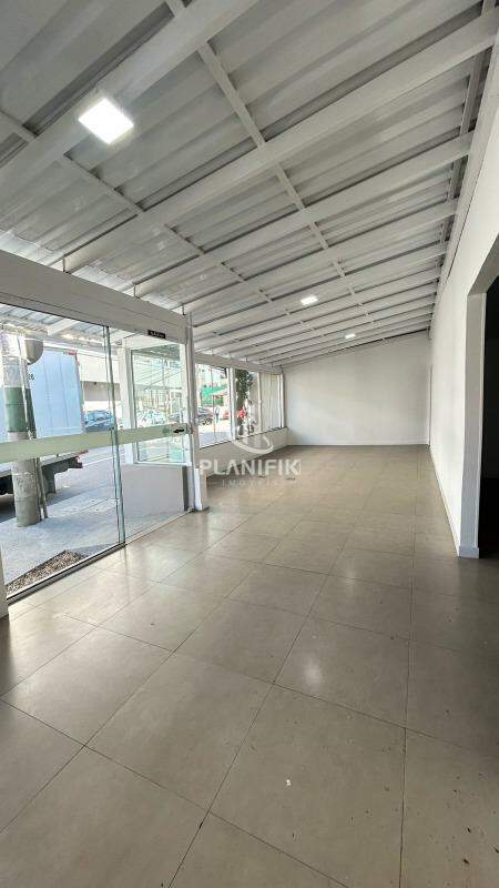 Sala Comercial de 190m² no bairro Centro I, em Brusque | Eu Corretor