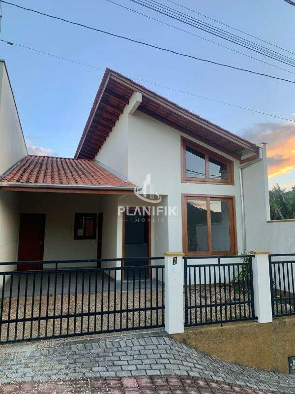 Casa de 2 quartos, 90m² no bairro Tomaz Coelho, em Brusque | Eu Corretor