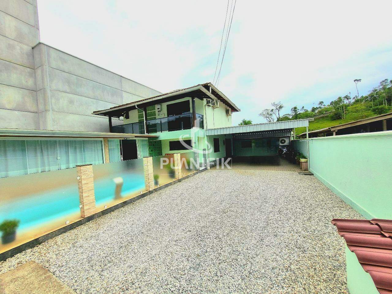 Casa de 3 quartos, 270m² no bairro Guabiruba Sul, em Guabiruba | Eu Corretor