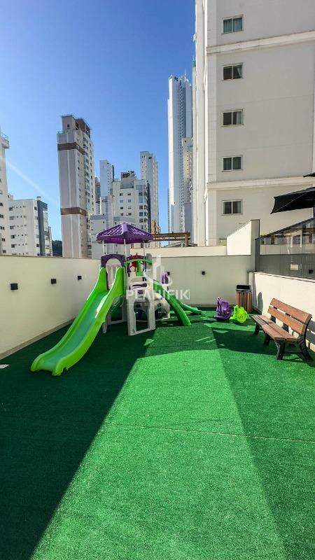 Apartamento de 3 quartos, 110m² no bairro Pioneiros, em Balneário Camboriú | Eu Corretor