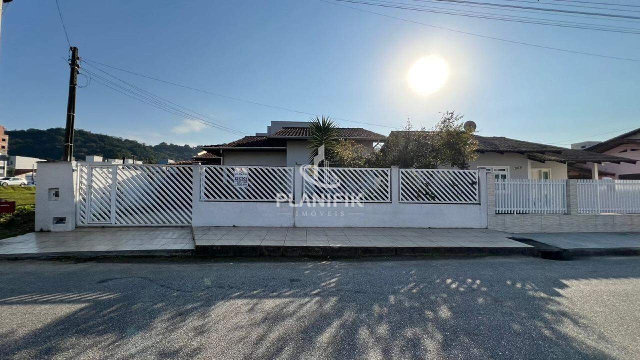 Casa de 3 quartos, 158m² no bairro Rio Branco, em Brusque | Eu Corretor