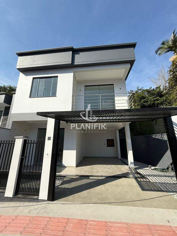 Casa de 3 quartos, 140m² no bairro Nova Brasília, em Brusque | Eu Corretor