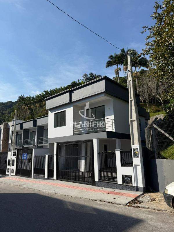 Casa de 3 quartos, 140m² no bairro Nova Brasília, em Brusque | Eu Corretor