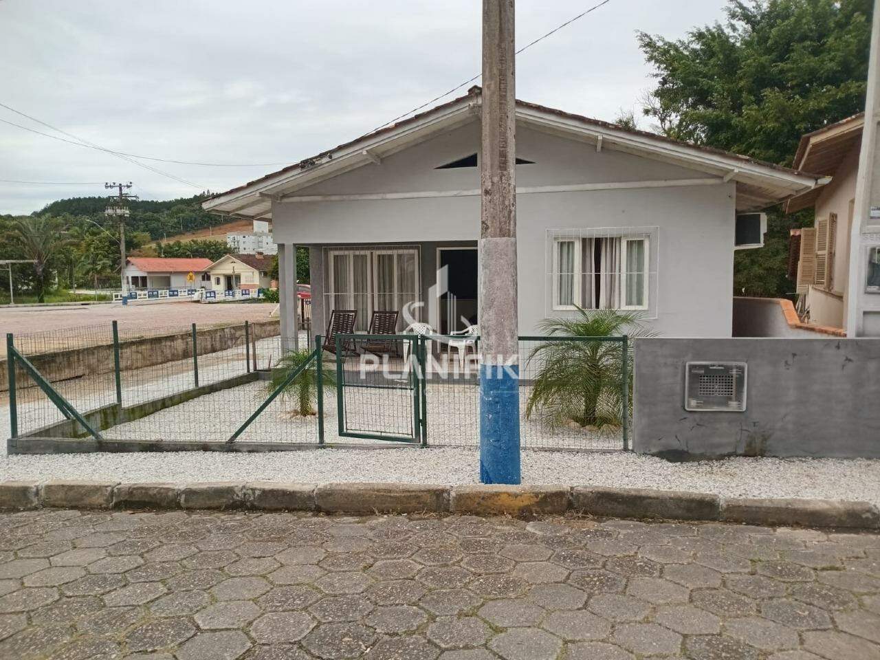 Casa de 3 quartos, 160m² no bairro Guabiruba, em Guabiruba | Eu Corretor