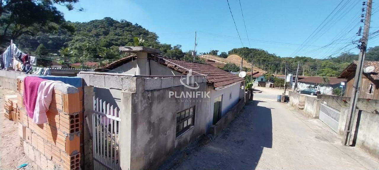 Casa de 2 quartos, 70m² no bairro Bateas, em Brusque | Eu Corretor