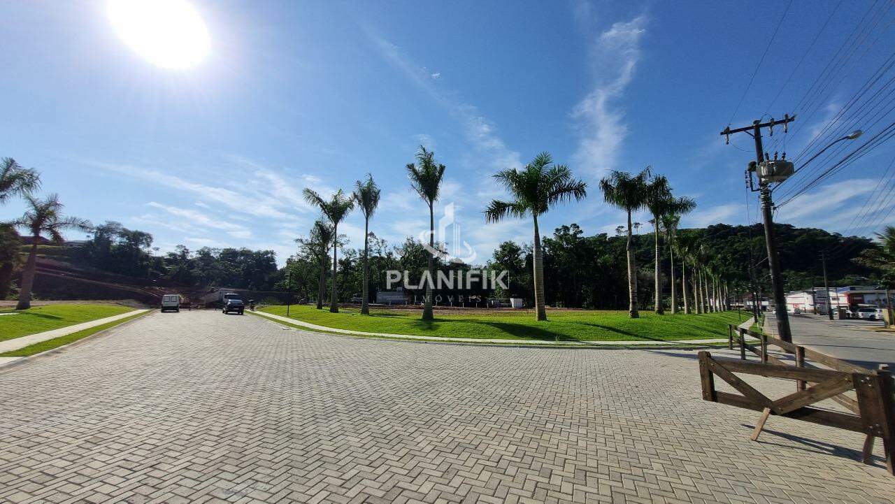 Lote/Terreno de 240m² no bairro Dom Joaquim, em Brusque | Eu Corretor