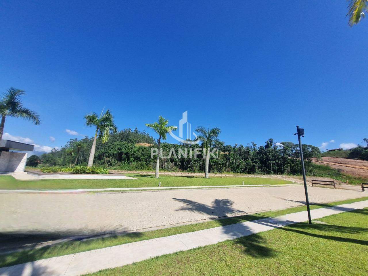 Lote/Terreno de 240m² no bairro Dom Joaquim, em Brusque | Eu Corretor