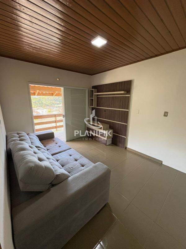 Casa de 2 quartos, 90m² no bairro Cerâmica Reis, em Brusque | Eu Corretor