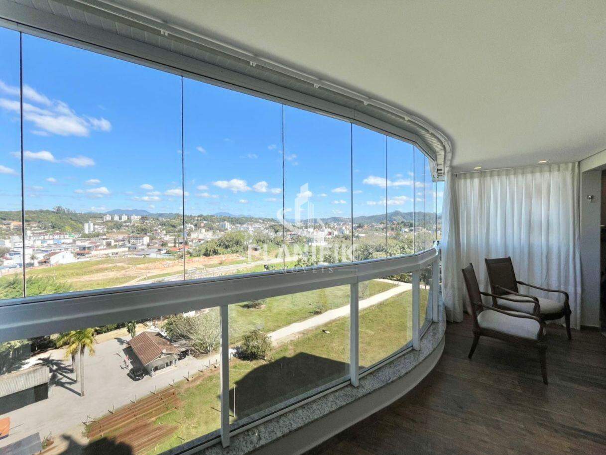 Apartamento de 3 quartos, 136m² no bairro Centro, em Brusque | Eu Corretor