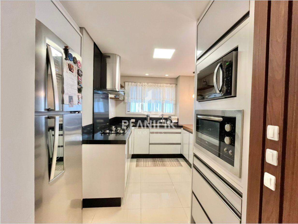 Apartamento de 3 quartos, 136m² no bairro Centro, em Brusque | Eu Corretor