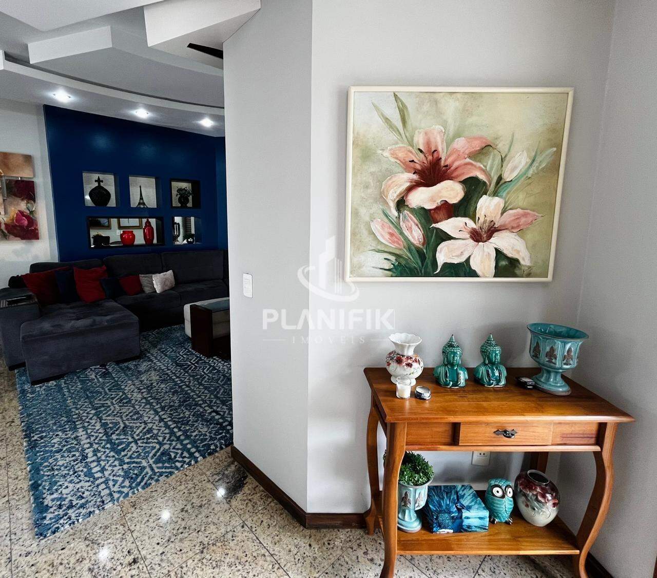 Casa de 3 quartos, 240m² no bairro Centro I, em Brusque | Eu Corretor