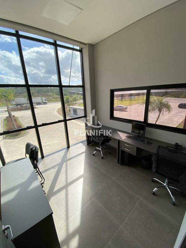 Galpão / Depósito / Armazém de 500m² no bairro Volta Grande, em Brusque | Eu Corretor