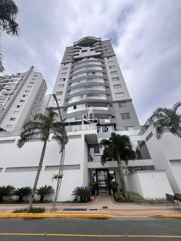 Apartamento de 3 quartos, 123m² no bairro Centro, em Brusque | Eu Corretor