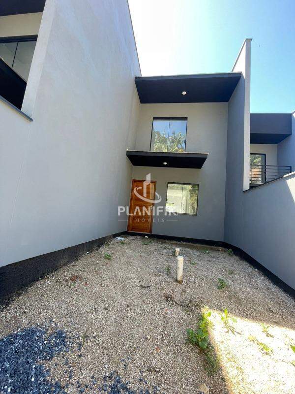 Casa de 2 quartos, 71m² no bairro Primeiro de Maio, em Brusque | Eu Corretor