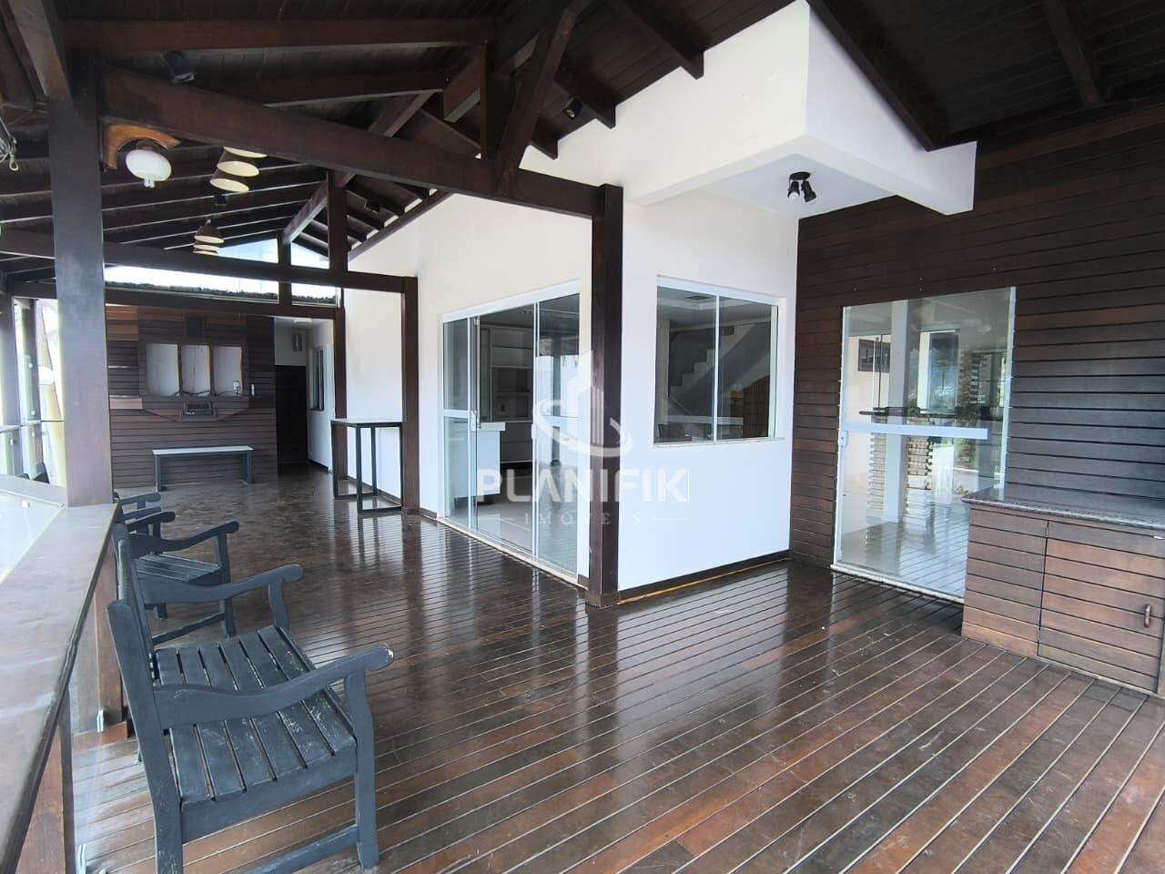 Casa de 4 quartos, 360m² no bairro Jardim Maluche, em Brusque | Eu Corretor