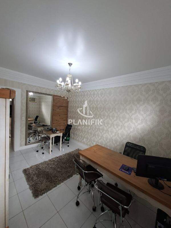 Sala Comercial de 450m² no bairro Jardim Maluche, em Brusque | Eu Corretor