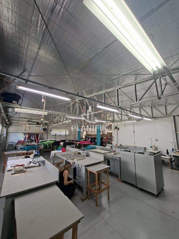 Sala Comercial de 450m² no bairro Jardim Maluche, em Brusque | Eu Corretor