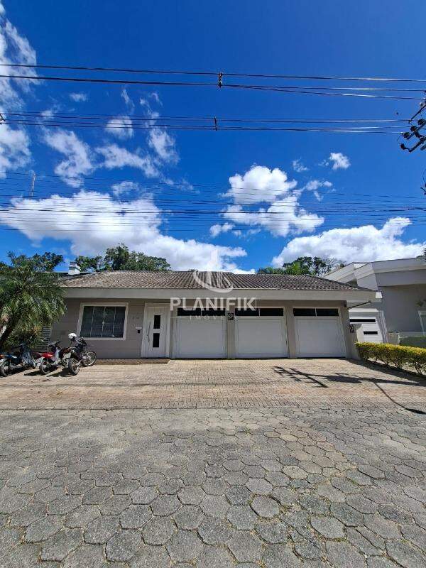 Sala Comercial de 450m² no bairro Jardim Maluche, em Brusque | Eu Corretor