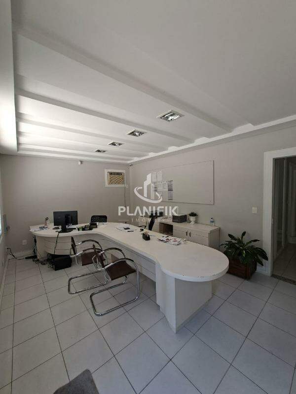 Sala Comercial de 450m² no bairro Jardim Maluche, em Brusque | Eu Corretor