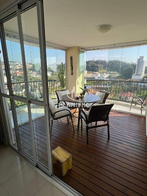 Apartamento de 3 quartos, 130m² no bairro Centro I, em Brusque | Eu Corretor