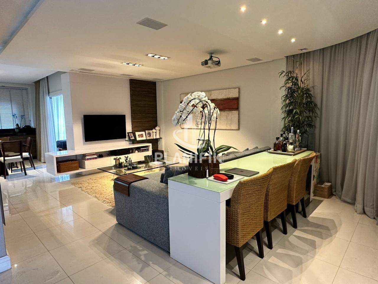 Apartamento de 200m² no bairro Centro I, em Brusque | Eu Corretor