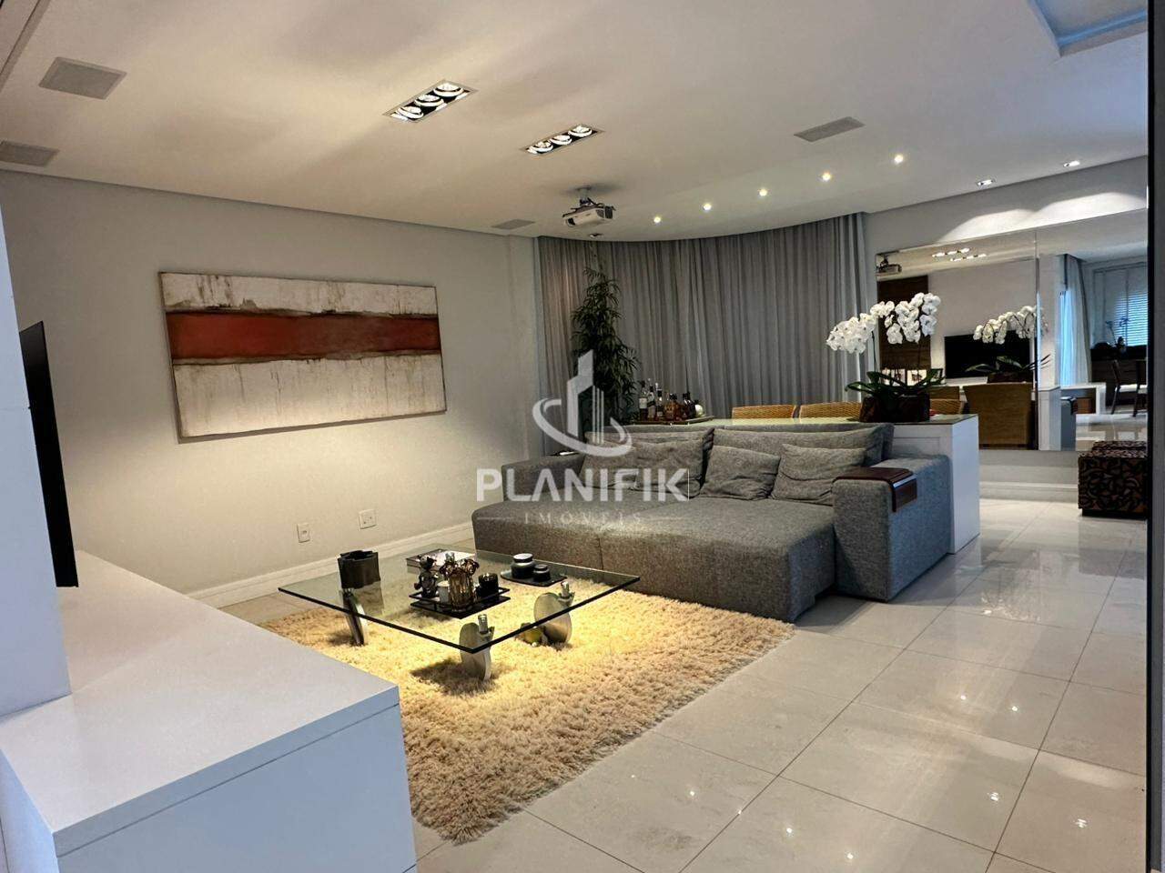 Apartamento de 200m² no bairro Centro I, em Brusque | Eu Corretor