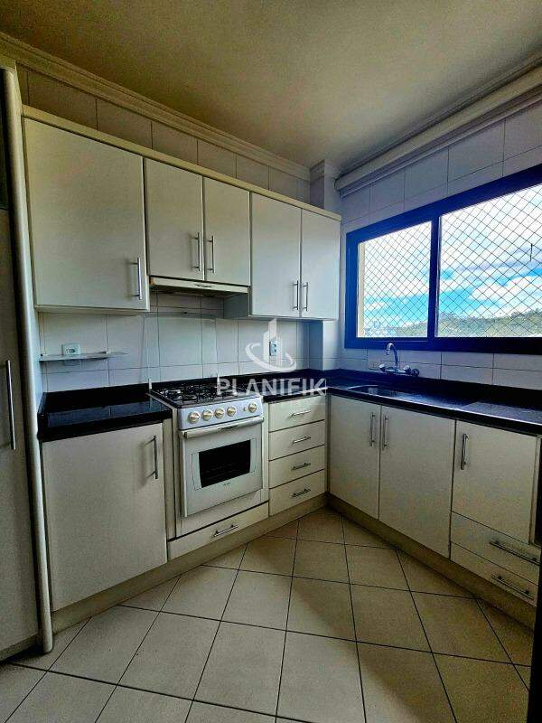 Apartamento de 3 quartos, 162m² no bairro São Luiz, em Brusque | Eu Corretor