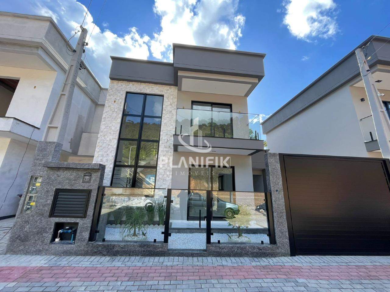 Casa de 2 quartos, 147m² no bairro Nova Brasília, em Brusque | Eu Corretor