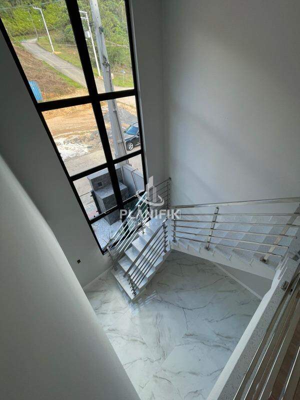 Casa de 3 quartos, 158m² no bairro Nova Brasília, em Brusque | Eu Corretor