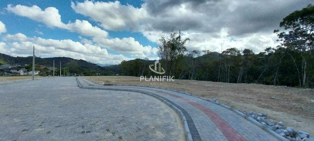 Lote/Terreno de 304m² no bairro Lageado Baixo, em Guabiruba | Eu Corretor