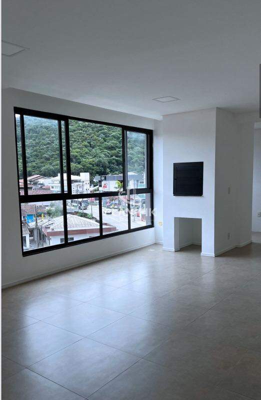 Apartamento de 3 quartos, 100m² no bairro Azambuja, em Brusque | Eu Corretor