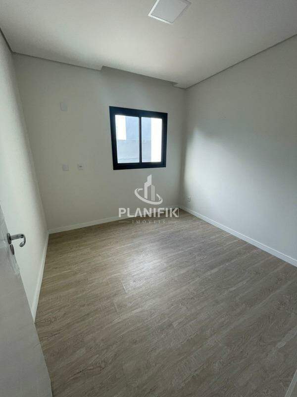 Casa de 3 quartos, 99m² no bairro Centro, em Guabiruba | Eu Corretor