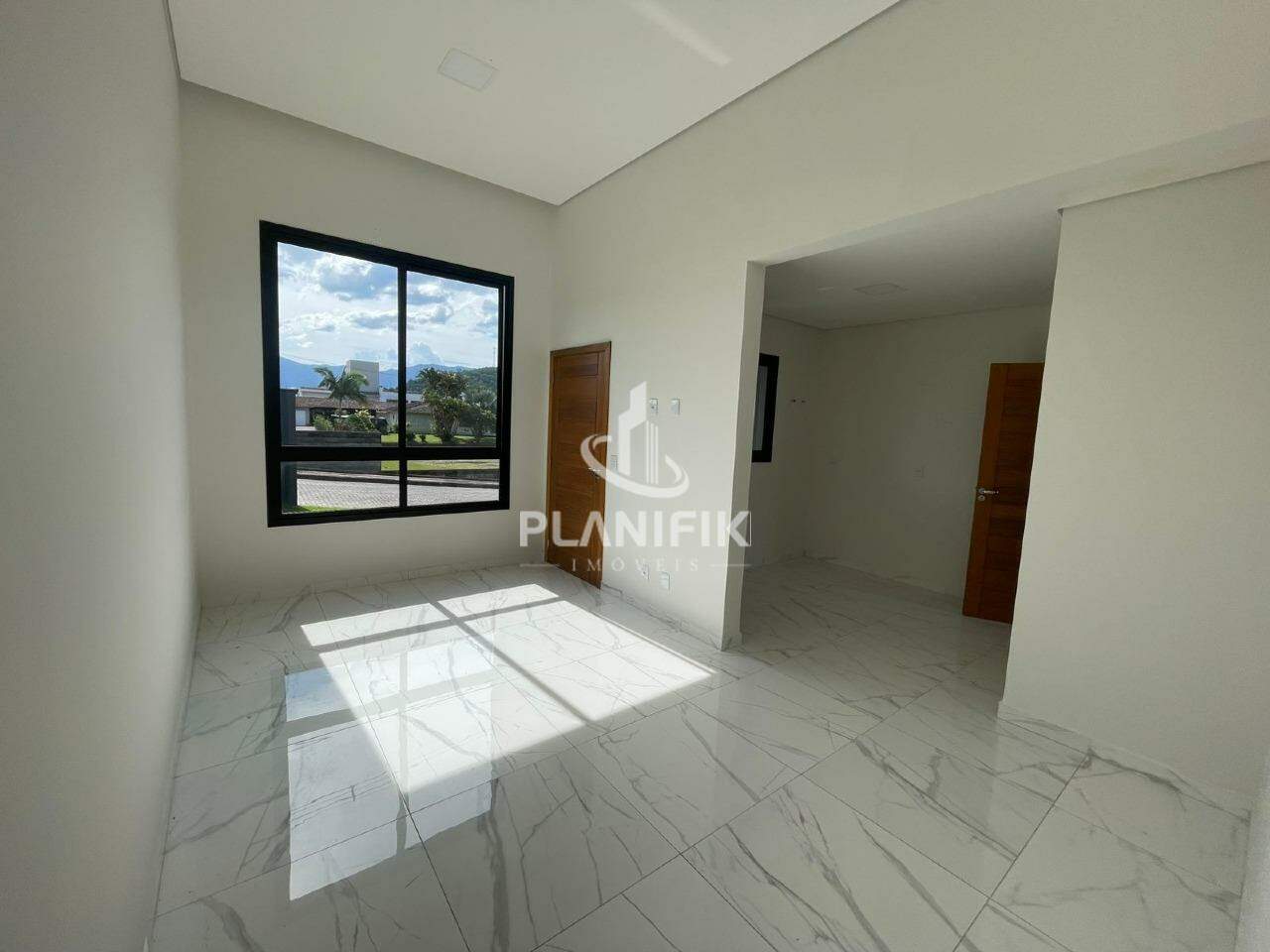 Casa de 3 quartos, 99m² no bairro Centro, em Guabiruba | Eu Corretor