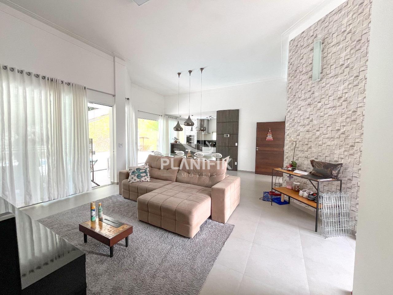 Casa de 3 quartos, 250m² no bairro São Pedro, em Guabiruba | Eu Corretor