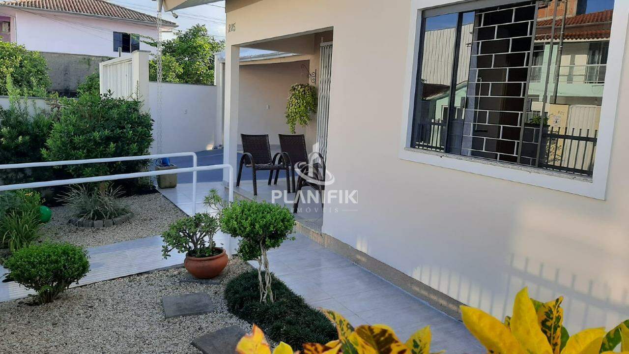 Casa de 4 quartos, 240m² no bairro Santa Terezinha, em Brusque | Eu Corretor