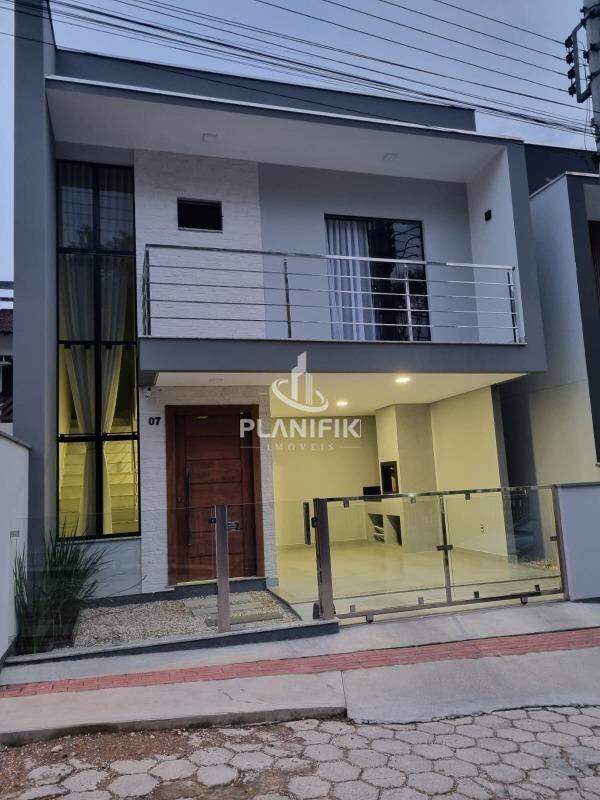 Casa de 3 quartos, 107m² no bairro Águas Claras, em Brusque | Eu Corretor