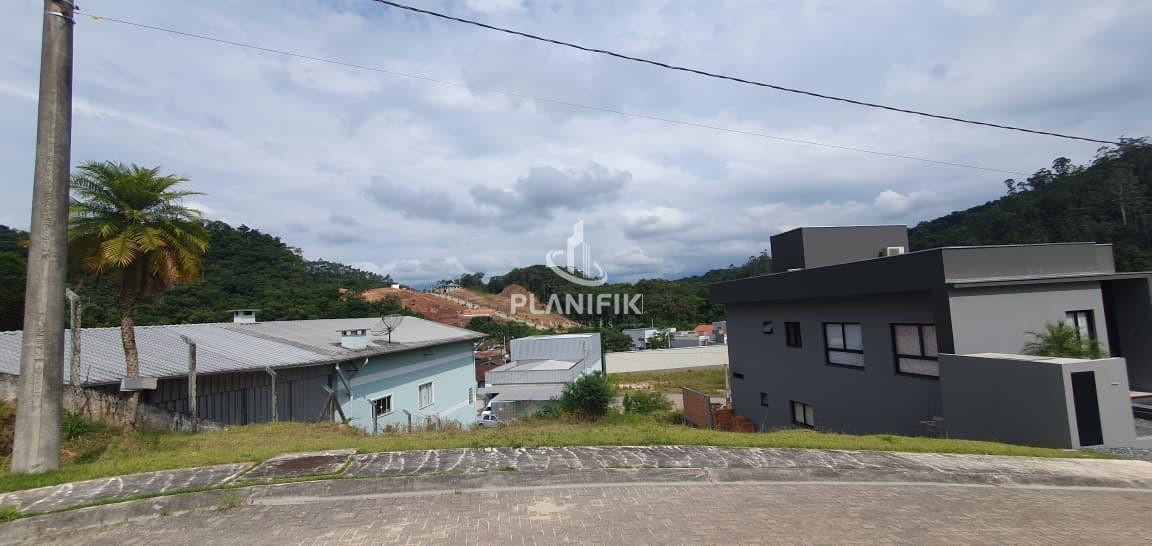 Lote/Terreno de 335m² no bairro Bateas, em Brusque | Eu Corretor