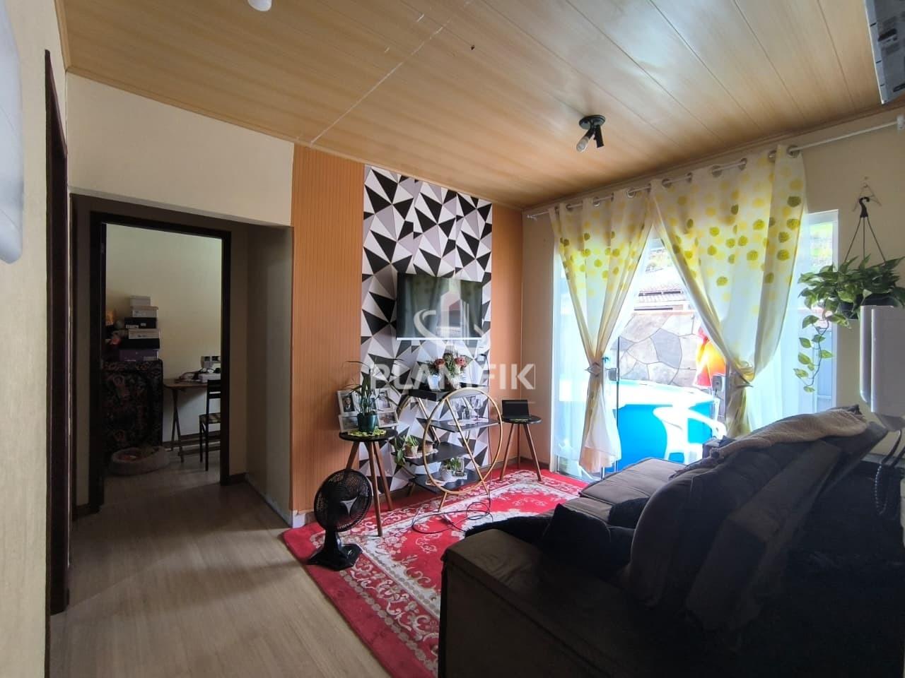 Casa de 3 quartos, 90m² no bairro Cerâmica Reis, em Brusque | Eu Corretor