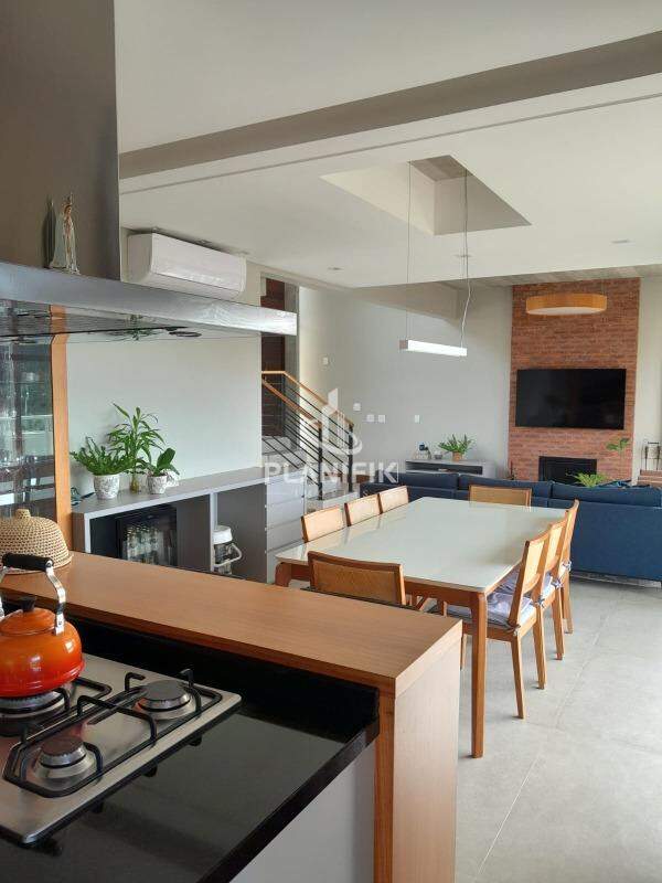 Casa de 3 quartos, 200m² no bairro Souza Cruz, em Brusque | Eu Corretor