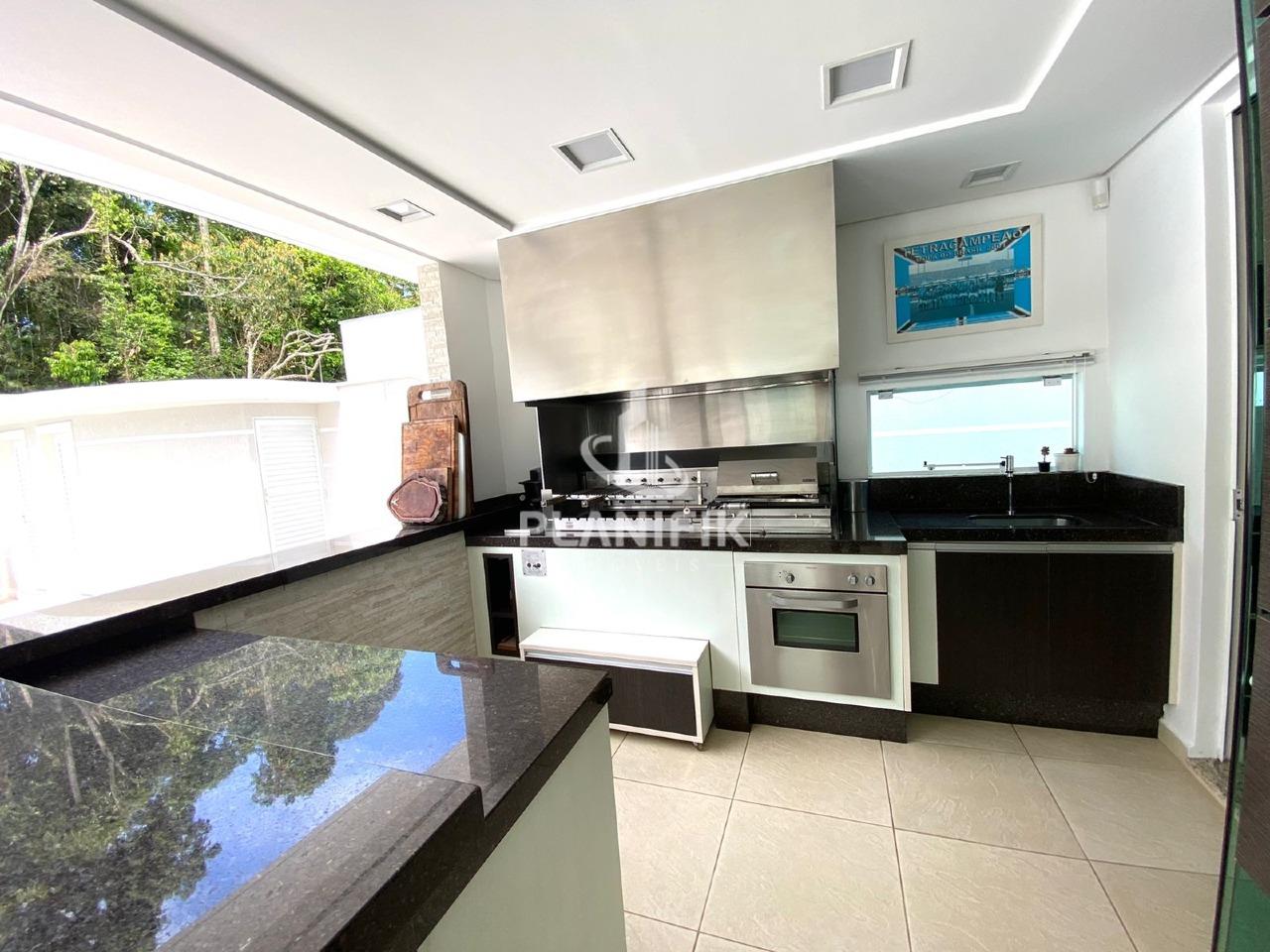 Casa de 4 quartos, 268m² no bairro Souza Cruz, em Brusque | Eu Corretor