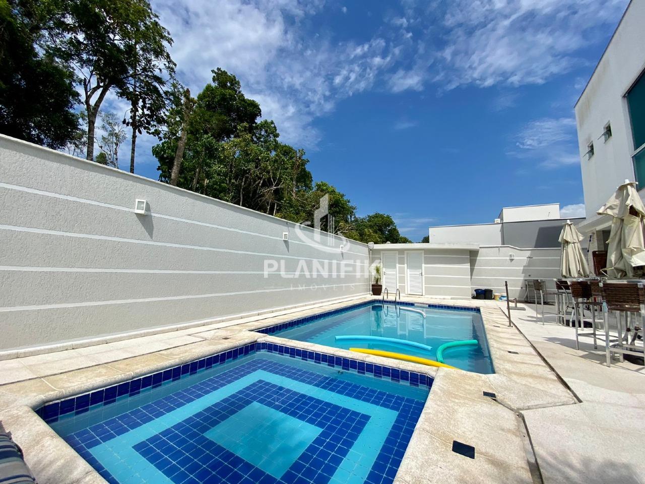 Casa de 4 quartos, 268m² no bairro Souza Cruz, em Brusque | Eu Corretor
