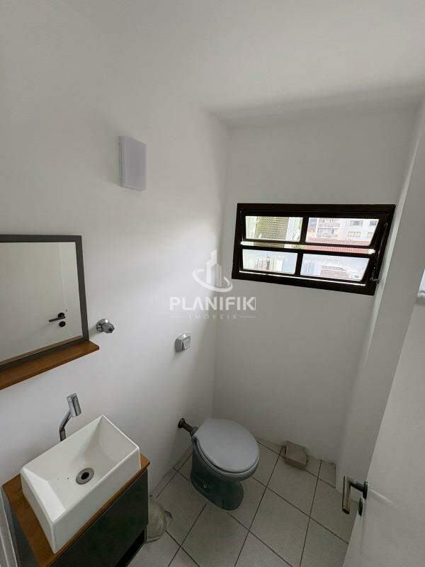 Sala Comercial de 40m² no bairro Centro I, em Brusque | Eu Corretor