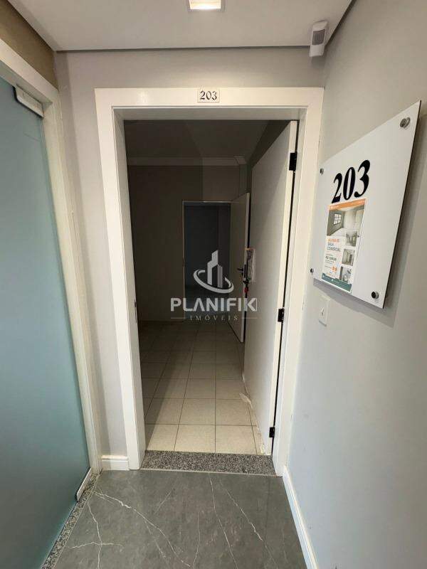Sala Comercial de 40m² no bairro Centro I, em Brusque | Eu Corretor