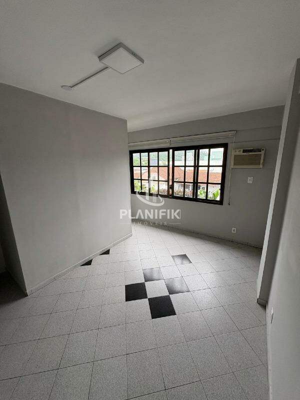 Sala Comercial de 62m² no bairro Centro I, em Brusque | Eu Corretor