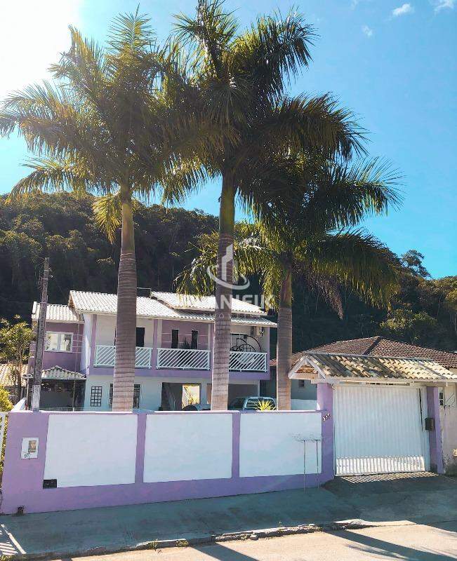 Casa de 3 quartos, 190m² no bairro Nova Brasília, em Brusque | Eu Corretor