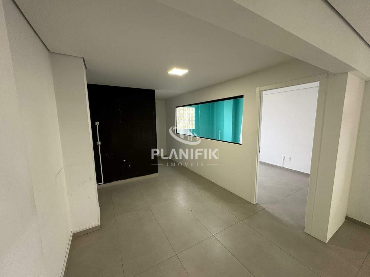 Sala Comercial de 73m² no bairro Centro I, em Brusque | Eu Corretor