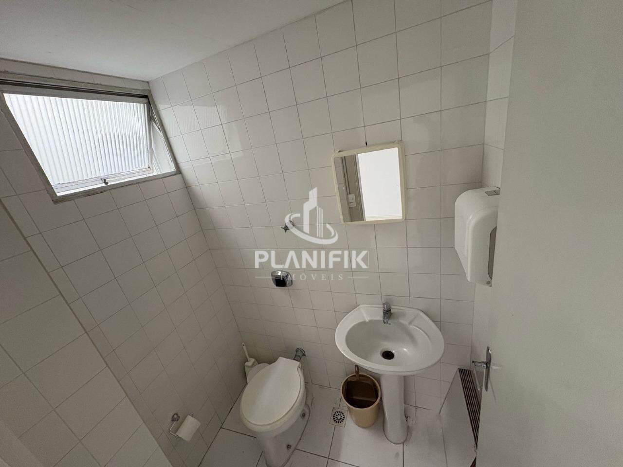 Sala Comercial de 28m² no bairro Centro I, em Brusque | Eu Corretor