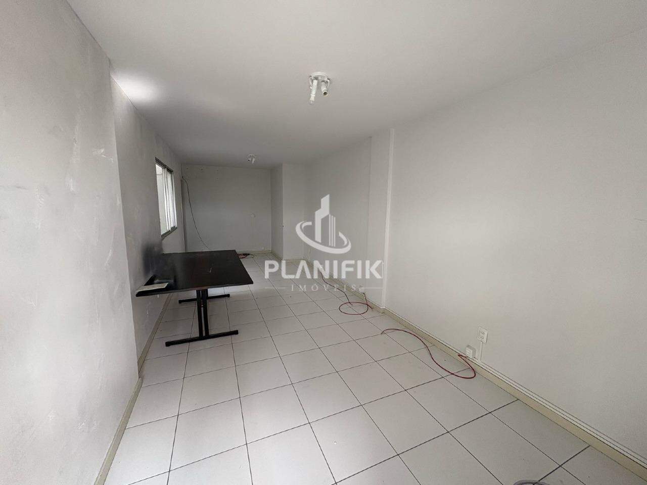 Sala Comercial de 28m² no bairro Centro I, em Brusque | Eu Corretor