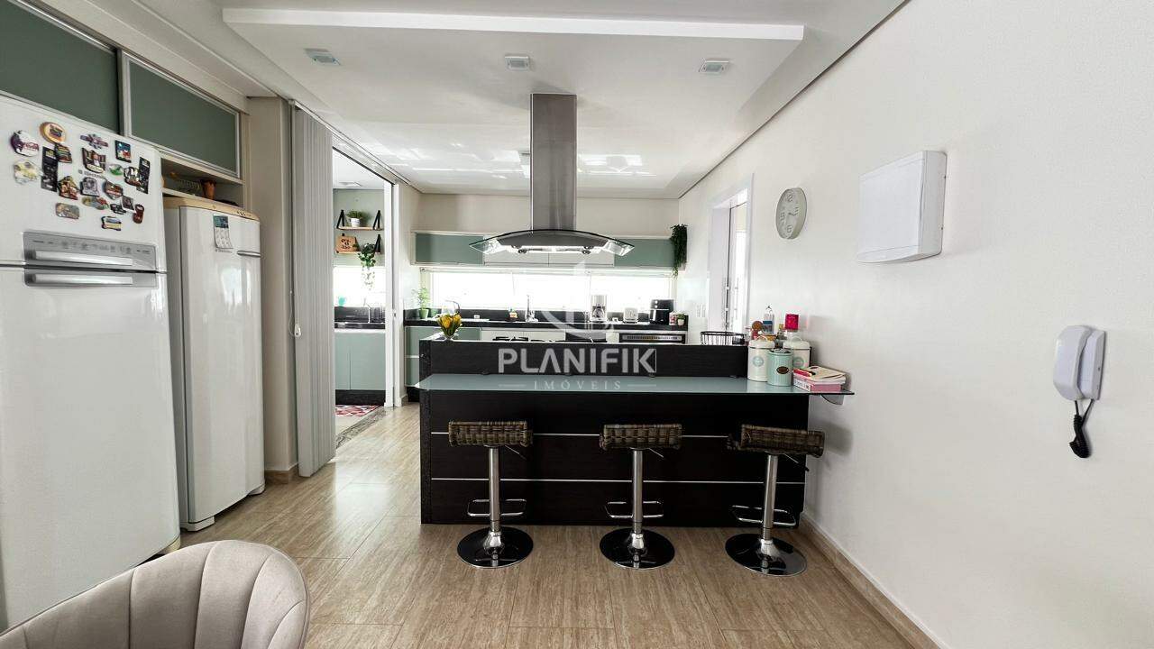 Casa de 4 quartos, 298m² no bairro Souza Cruz, em Brusque | Eu Corretor